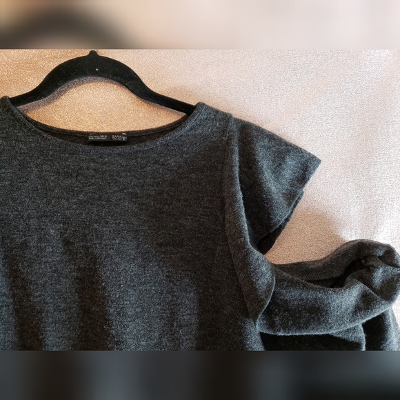 Zara WB Collection Ruffle Cold Shoulder Sweater - Picture 3 of 7